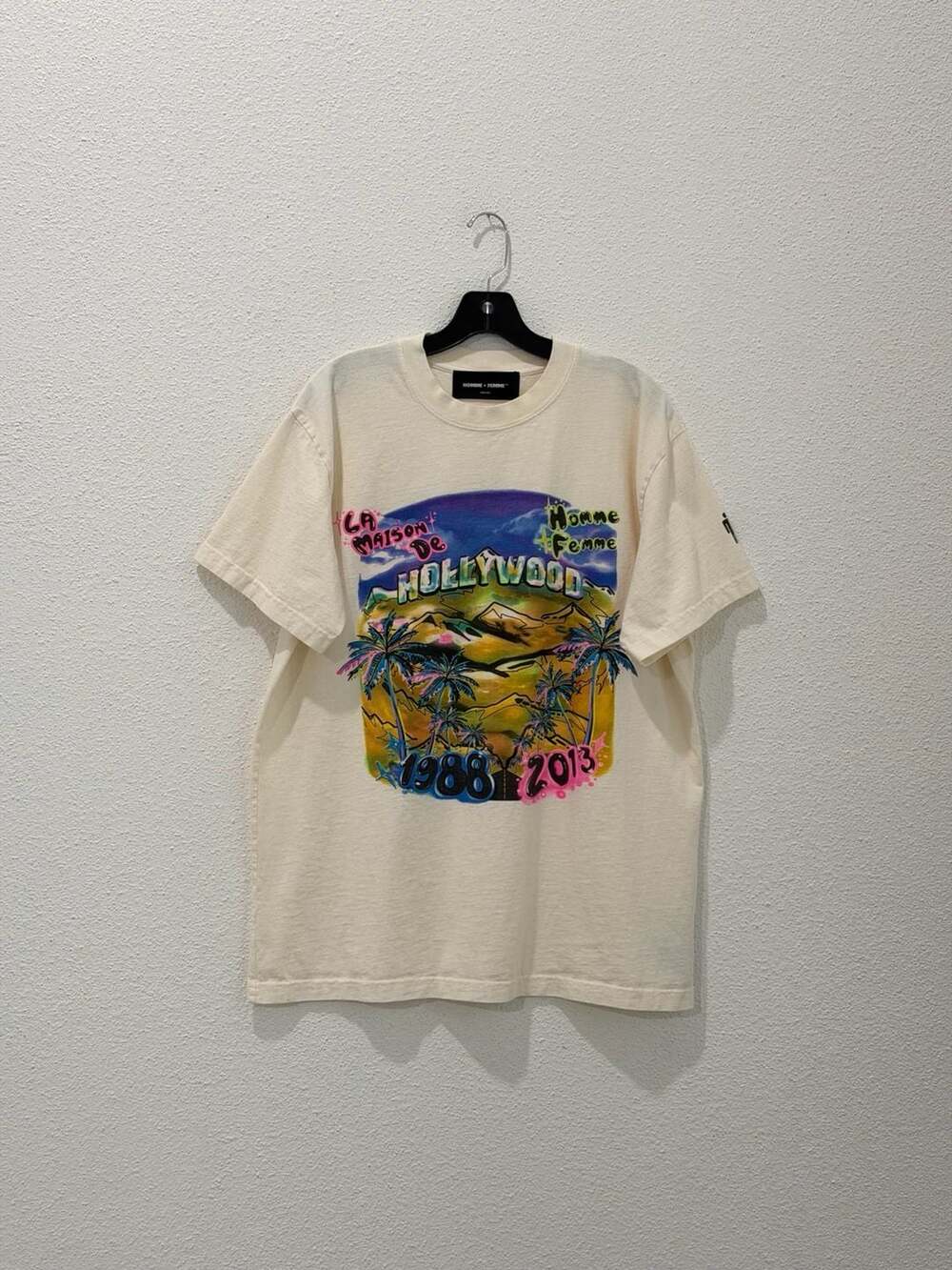 Homme + Femme La Maison De Hollywood Graphic T-Shirt Medium